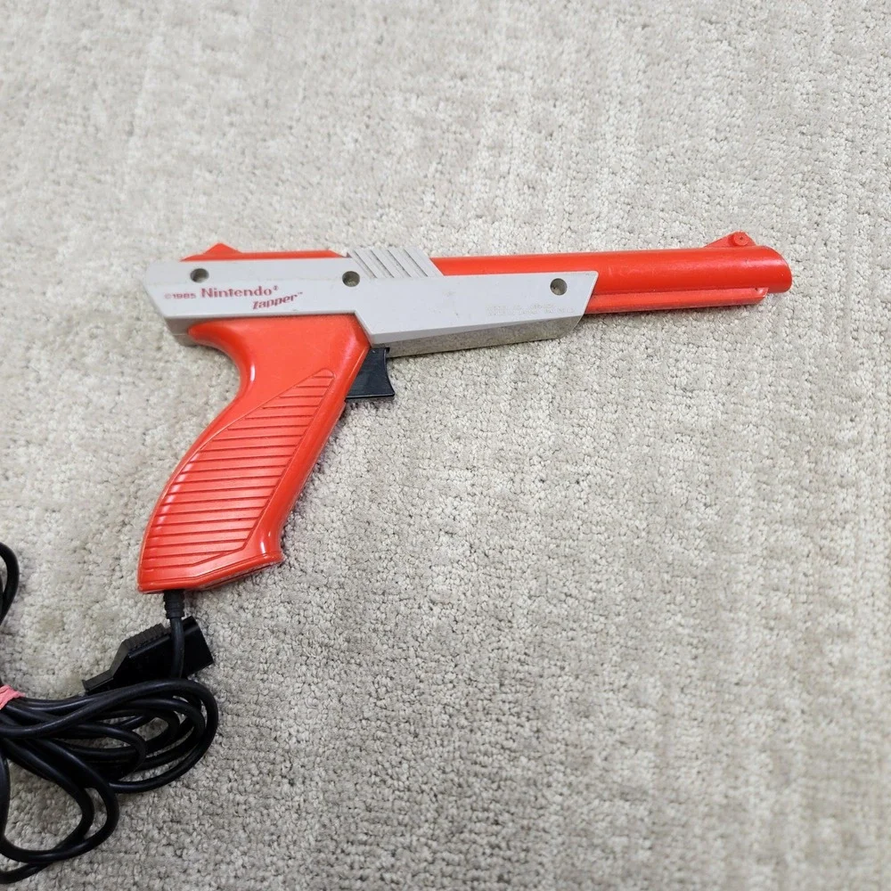 Nintendo Zapper NES-005 Orange Light Gun Controller 1985 Authentic OEM Japan
